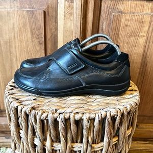Ecco Gilda Black Leather Slip On Sneaker Shoes Size 7